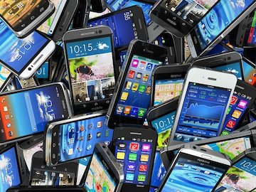 ورود ۴۰ تــُـن مـوبایل به کشـور در آستانه عید  موبایل/1