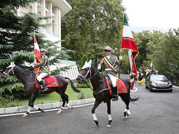 همه گمانههای لغو یک سفر تشریفات سفر