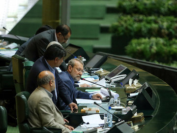 از راهکار رئیس مجلس برای تصویب لایحه احکام دائمی برنامه ششم تا واکنش ابوترابی به نماینده حامی دولت  مجلس