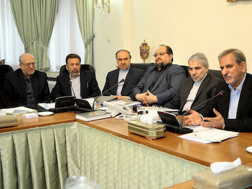 بخشنامه دولت اقتصادمقاومتی رانقض کرد/فهرست کامل واردات کالاهای لوکس و غیرضرور جلسه اقتصاد مقاومتی دولت