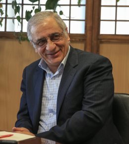 این اوراق در زمان اصلاحات نیز بلوکه بود/ به جای "کی بود، کی بود من نبودم" ذخایر ارزی بانک مرکزی را آزاد کنید  طهماسب مظاهری/2