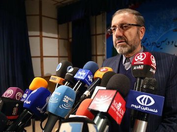 ترورریستها با پوشش زنانه وارد محوطه مجلس شدند ذوالفقاری.jpg