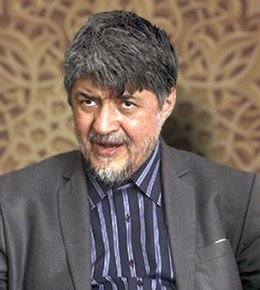 استاد مورد بی مهری روشنفکران بود چون غرب را شدیداً نقد می کرد  مجتبی مطهری.jpg