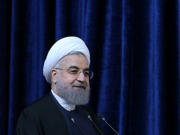 کسانی که ادعا میکردند ایران نباید آب سنگین داشته باشد، امروز از ایران آب سنگین میخرند روحانی