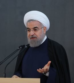 عبور جامعه از مشکلات زندگی نیازمند شادی است/نیاز به سبدامید داریم روحانی/2