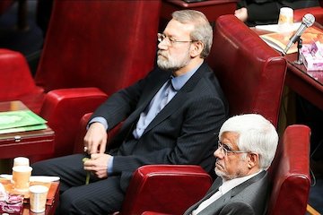 نشست منتخبان اصولگرای مجلس دهم با لاریجانی/ تصمیمگیری نهایی برای ریاست مجلس لاریجانی-عارف