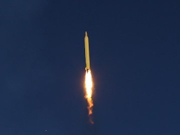 بازتاب آزمایش موشک بالستیک ۲۰۰۰ کیلومتری ایران در رسانههای جهان  موشک بالستیک.jpg