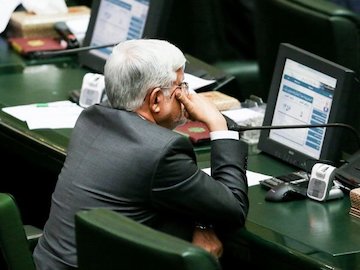 وقتی ناکامی عارف اختلافات میان کارگزارانیها را بر ملا کرد عارف/1*