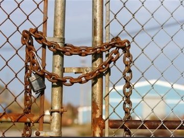واگذاری به بخش خصوصی، تنها راه نجات صنایع ورشکسته
 تعطیلی کارخانه