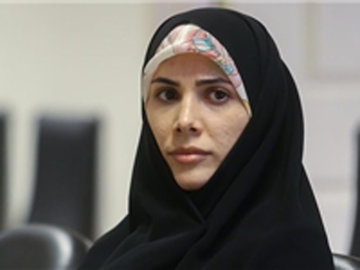 دولت از موسسات فعال در حوزه آسیب های اجتماعی حمایت کند/ساماندهی سالمندان خودسرپرست فاطمه حسینی