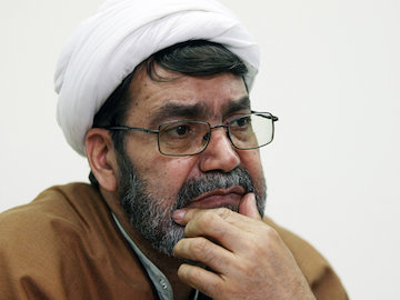 دولت روحانی اصلاحطلب نیست/ برخی مسئولان دولتی بیخاصیت هستند شکوری