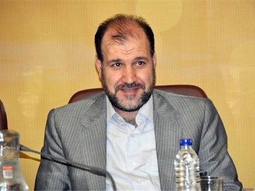 جذب گردشگر از طریق معماری ایرانی-اسلامی در زنجان فریدون احمدی43