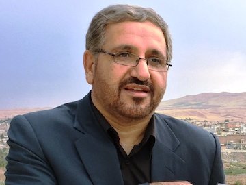 عدم خودباوری مسئولان؛ آفت رشد تولیدات داخلی فرهاد تجری