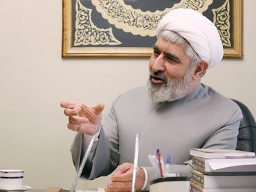 چند بار به شما بگویم «این انقلاب، اسلامی است» معادیخواه