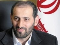 عقد قرارداد با خودروسازان خارجی خلاف اقتصاد مقاومتی و خواست مردم است داداشی43