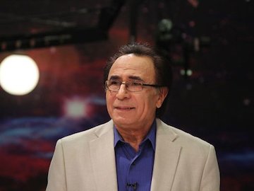 سطح علمی در مقایسه با گذشته پایین آمده است دکتر آذر