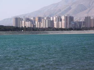 سقوط بالگرد در دریاچه چیتگر/ ۹ نفر نجات یافتند چیتگر