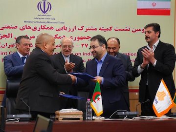 ایران خودرو و سایپا برای آب خوردن هم باید از پژو اجازه بگیرند ایران خودرو -سایپا