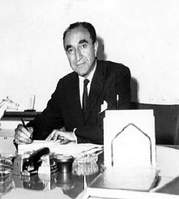 گفتم اجازه دهید انتخابات واقعی برگزار شود اعلیحضرت فرمودند: «نمیشود!» اسدالله اعلم