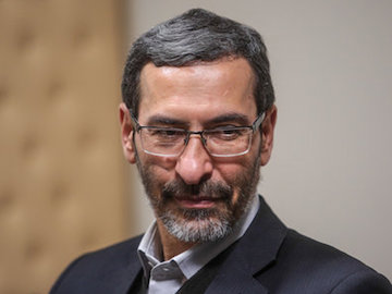 تشکیل یک سازمان فراقوهای که با فساد ریشهای مبارزه کند و جنبۀ پیشگیرانه داشته باشد لازم است پورمختار