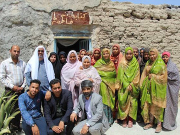 وقتی کتاب باشد، آینده روشن است/ کتابخانه فاطمه ها، کوچک اما جهانی کتابخانه فاطمه ها