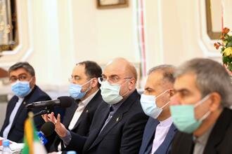 دکتر قالیباف در نشست با دیپلمات‌ها و روسای نهادهای ایران در روسیه