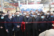 رئیس کمیسیون صنایع و وزیر صنایع در افتتاحیه کامیونت جدید ایرانی شیلر