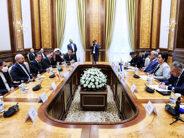 تسهیل صدور روادید برای رانندگان، تجار و گردشگران در اولویت قرار گیرد
 دیار قالیباف با سنای ازبکستان