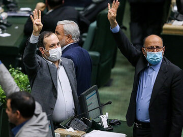 یارانه نفت و گاز معادن کاهش مییابد
 صحن علنی