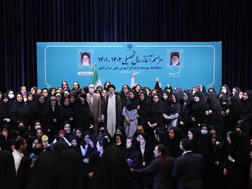 رئیسی در مراسم آغاز سال تحصیلی دانشگاهها: دانشجویان و اساتید ما اجازه تحقق خیالهای باطل دشمن را نمیدهند رئیسی در دانشگاه الزهرا