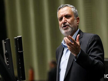 مرتضوی: کسری منابع صندوق تأمین اجتماعی و صندوق کشوری در افق ۱۴۰۵، ۷۵۹ هزار میلیارد تومان خواهد بود
 صولت مرتضوی