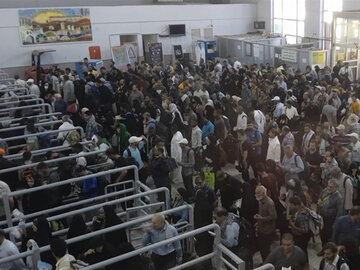 پلیس: زائران اربعین تا گذرنامهها آنها مُهر نشده از مرز خارج نشوند اربعین