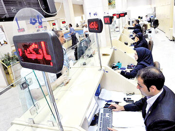 عضو کمیسیون عمران مجلس: بانکهای خصوصی همکاری خوبی در اعطای تسهیلات مسکن ملی ندارند
 بانک