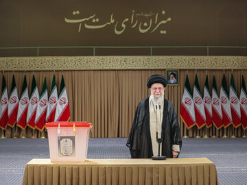 رهبر انقلاب: انشاءالله مردم رأی بدهند و بهترین را انتخاب کنند
 رهبر انقلاب