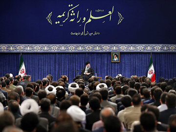 عزاداریم اما جنس عزای ما زنده و زندهکننده است دیدار رهبر انقلاب با نخبگان و استعداد های برتر