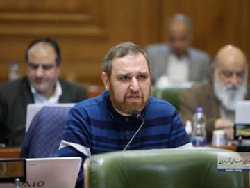 انتقال پایتخت بین ۱۰ تا ۱۵ سال زمان میبرد اقراریان