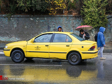 افزایش کرایههای تاکسی در روزهای بارانی و برفی ممنوع است تاکسی