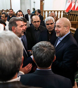 هم اندیشی جمعی از نمایندگان مجلس با قالیباف نشست قالیباف با نمایندگان