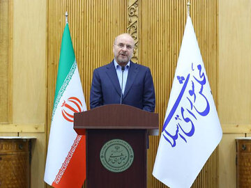 مروری بر سفرهای خارجی قالیباف در سالی که گذشت
 قالیباف