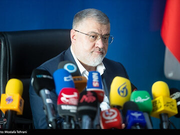 استاندار تهران: اتباع غیرمجاز دستگیر میشوند معتمدیان