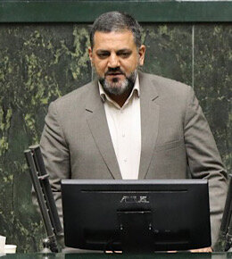 خطای وزیر علوم و رئیس سازمان سنجش محرز شود مجلس قاطعانه برخورد می کند
 عظیمی راد