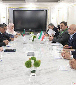 قالیباف: ایران هوشمندانه عمان را به عنوان واسطه در مذاکرات انتخاب کرد دیدار قالیباف با رئیس مجلس عمان