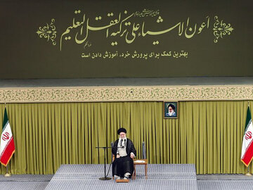 دیدار رهبر انقلاب با معلمان