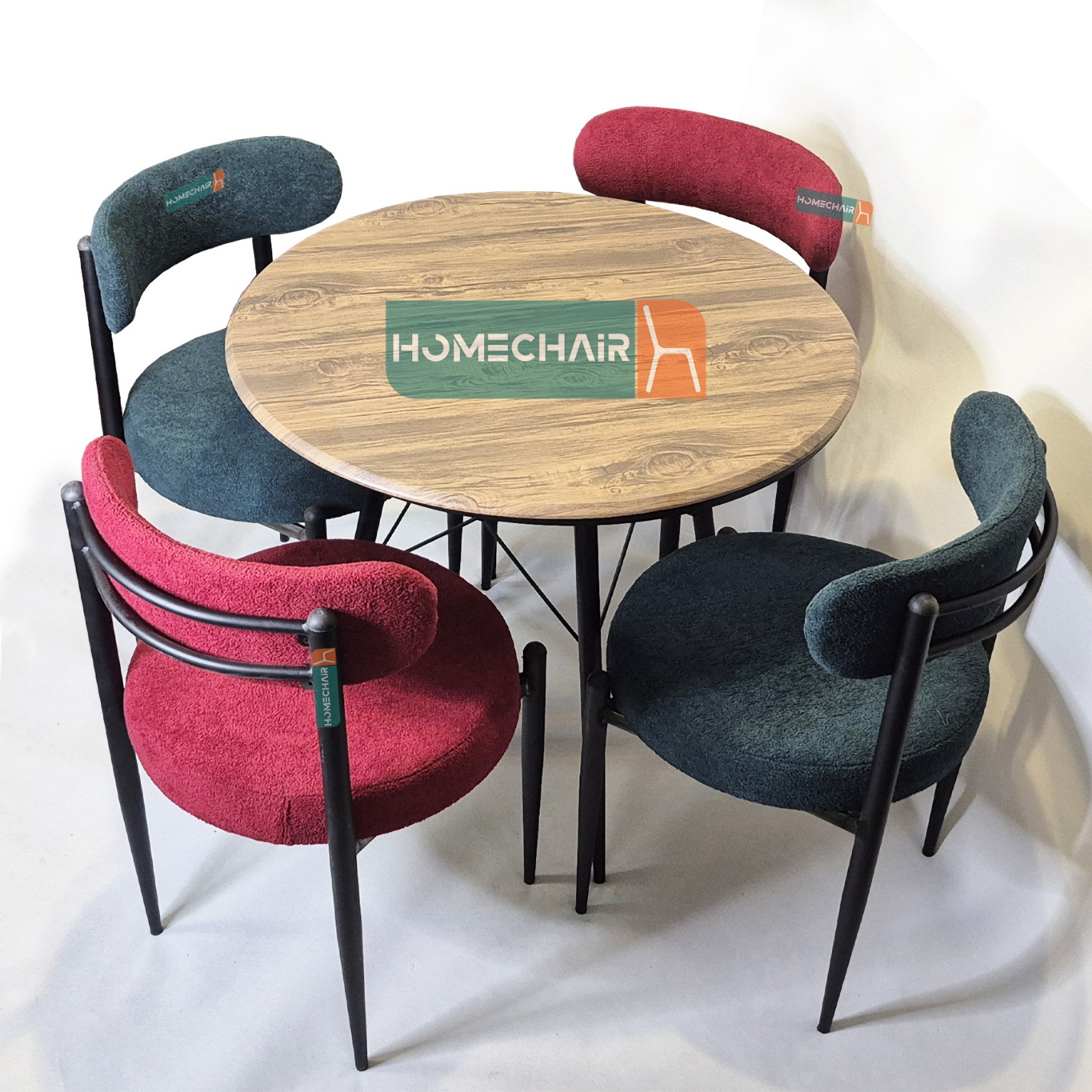 اهمیت میز و صندلی در کافههای مناسب کار