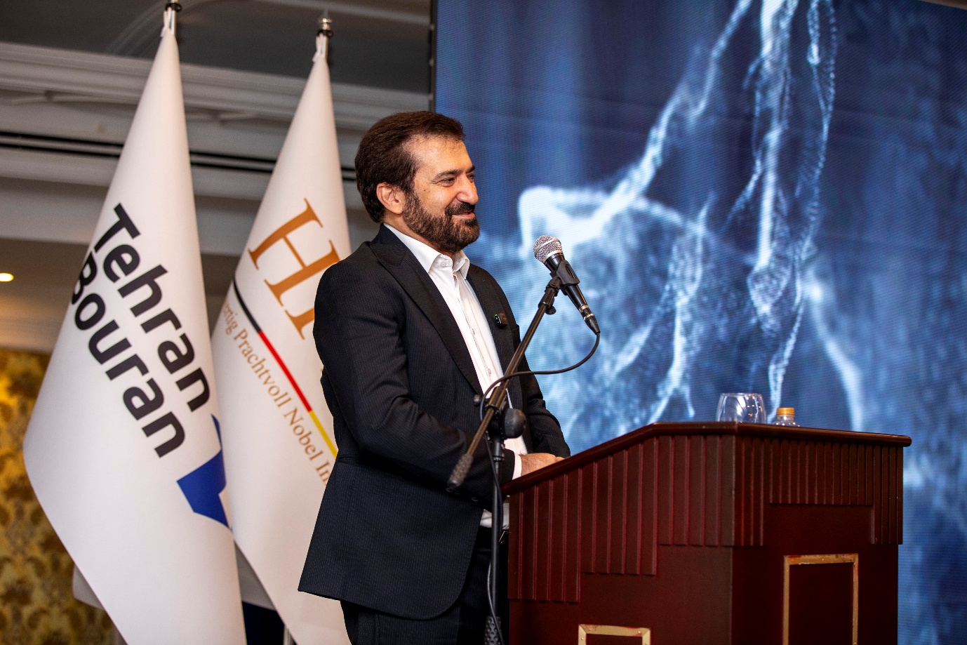 برند «لزور» در ایران رونمایی شد / ورود محصولات تخصصی مراقبت از مو و پوست با فناوری آلمانی