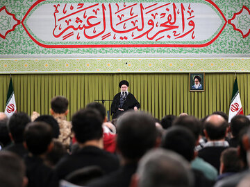 رهبر انقلاب