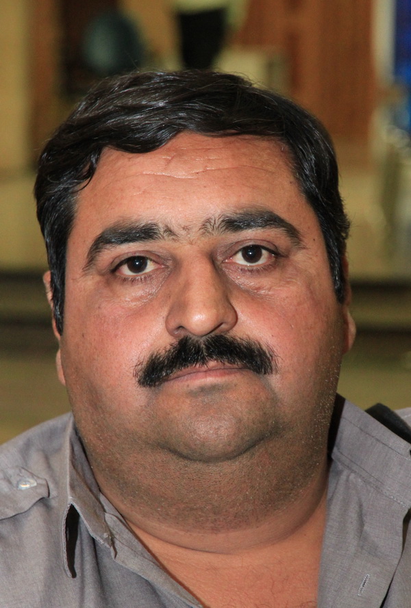 چهره های ناشناخته ای که در روز اول ثبت نام کردند