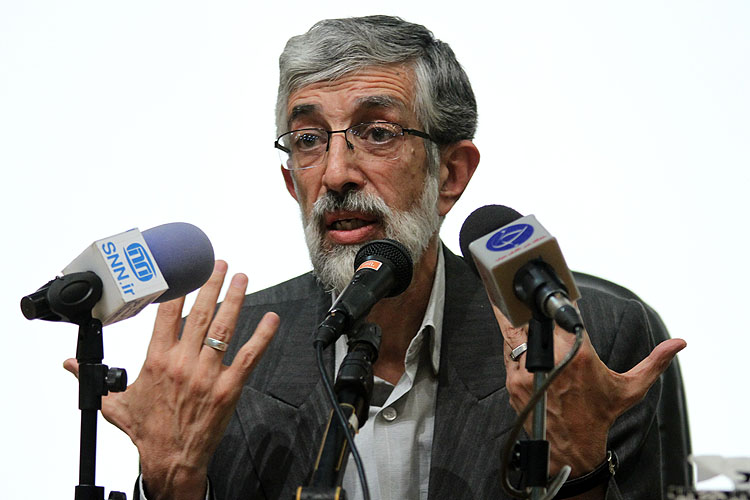 حداد عادل در دانشکده حقوق دانشگاه تهران