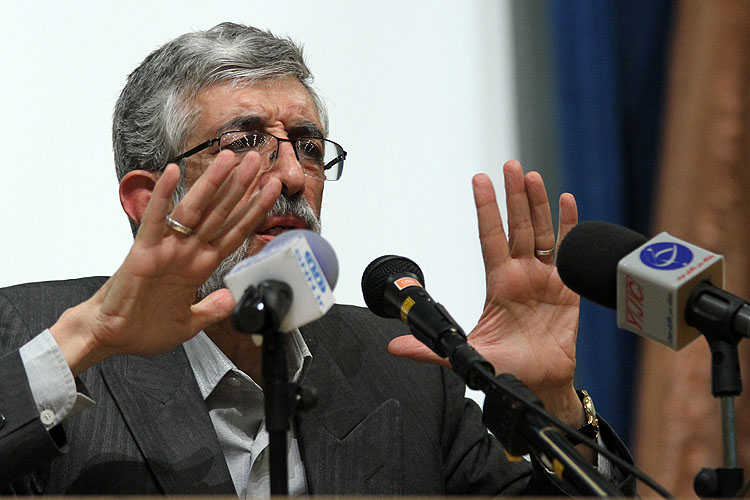 حداد عادل در دانشکده حقوق دانشگاه تهران