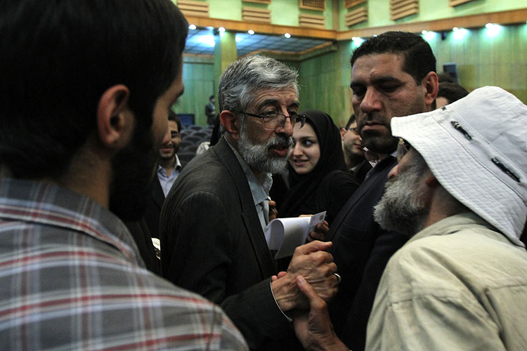 حداد عادل در دانشکده حقوق دانشگاه تهران